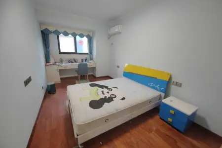 华邦书香里4房2厅2卫南精装真实好房