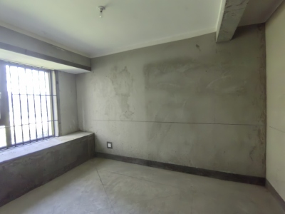 新城大都会3室2厅1卫南北毛坯真实好房