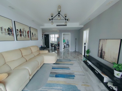 新里维多利亚公馆 2室1厅1卫 89万 好景观,VR房,视频房,有赠送面积