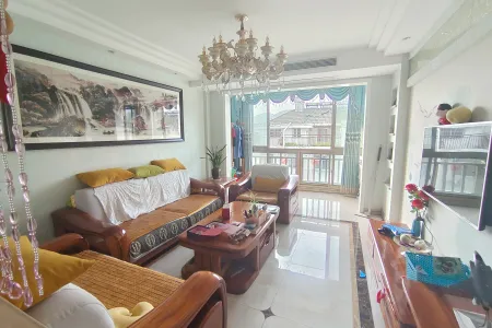 鹏发花园3室2厅1卫南北精装真实好房