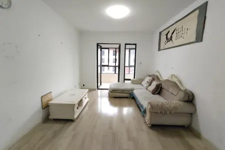 东方明珠六村 2室2厅1卫 1300元/月 学区房,好景观,VR房