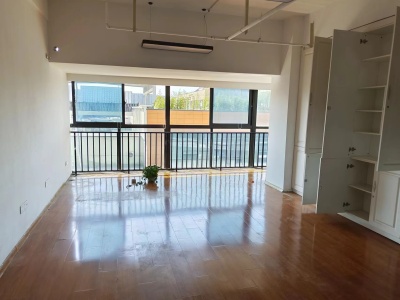 城市之光B2区