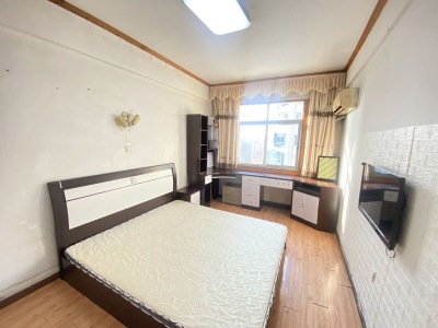 解放路 2室1厅1卫 800元/月 南北通透,学区房,好景观,家电齐全