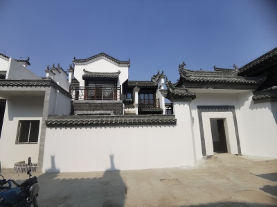 新华联鸠兹古镇