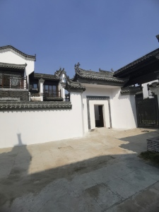 新华联鸠兹古镇