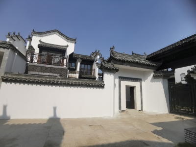 新华联鸠兹古镇