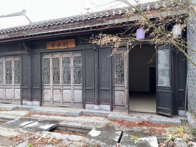 新华联鸠兹古镇