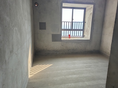 东湖瑞景 2室2厅1卫 68万元 南北通透,业主急售,视频房