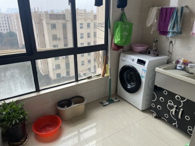 城市之光第一街区