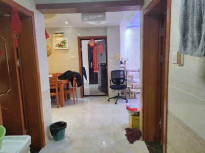 银湖·波尔卡国际花园南区