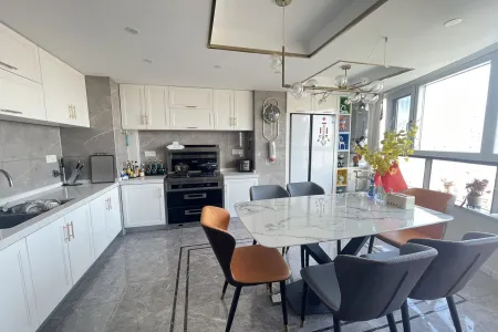 伟星长江之歌 3房2厅2卫 3,500元/月 南北通透,学区房,好景观,视频房