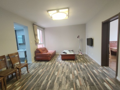 晨光花园 2室1厅1卫 1,400元/月 性价比高