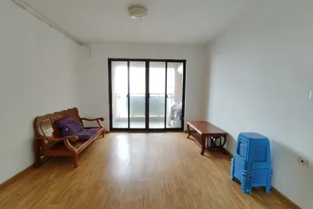 绿地新里海顿公馆 3房2厅1卫 1,800元/月 南北通透,性价比高,学区房,好景观,采光充足