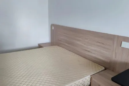 德盛广场1房南精装真实好房