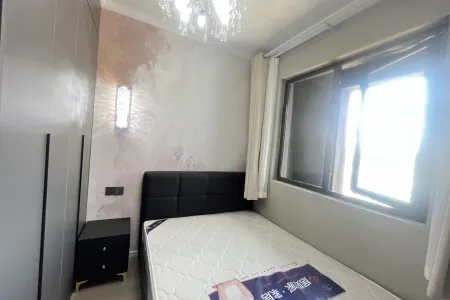 铂悦滨江 3房2厅1卫 2,000元/月 南北通透,性价比高