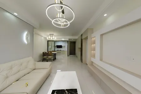 铂悦滨江3室2厅1卫南精装真实好房