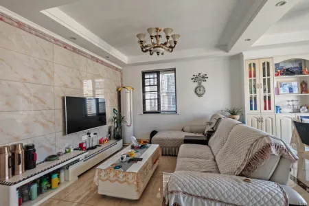 伟星蔚蓝海岸 3室2厅1卫 157万 南北通透