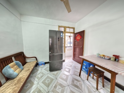 利民三村小区 2室1厅1卫 45万 性价比高