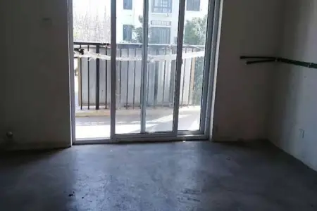 品樾红郡3房2厅1卫南毛坯真实好房