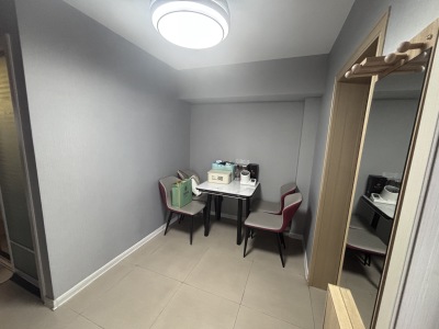 波尔卡SOHO 2室2厅1卫 37万 学区房,采光充足,满两年