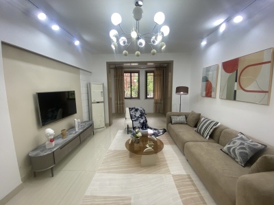 绿地4号地块南区(凯旋豪庭)2室2厅1卫南北精装真实好房