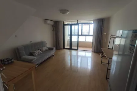 中央城学府壹号1室1厅1卫南精装真实好房