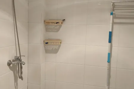 东方新世界(A区)一房南精装真实好房