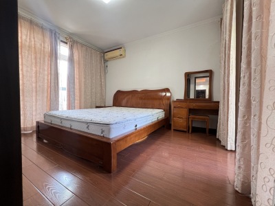 凤凰城中岛丁香苑