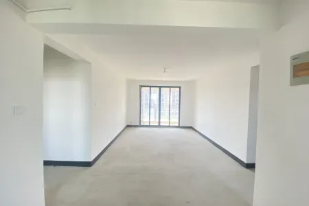 荆山花园东区3室2厅1卫南毛坯真实好房