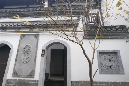 新华联鸠兹古镇独栋别墅南北毛坯真实好房