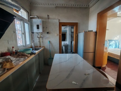 三山里小区南区 2室1厅1卫 1,500元/月 南北通透,学区房