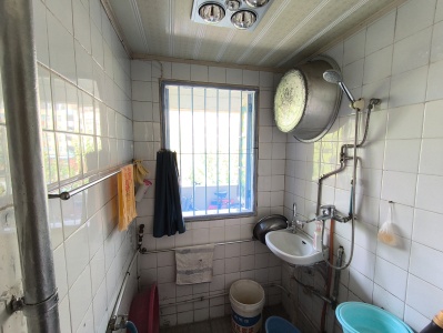 东郊路建行宿舍