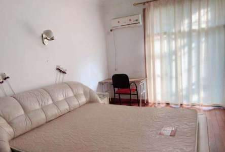 沿河小区 2室2厅1卫 1,200元/月 南北通透