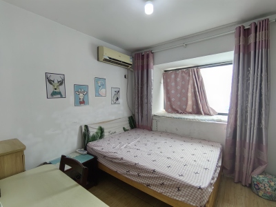 东方龙城湛露苑