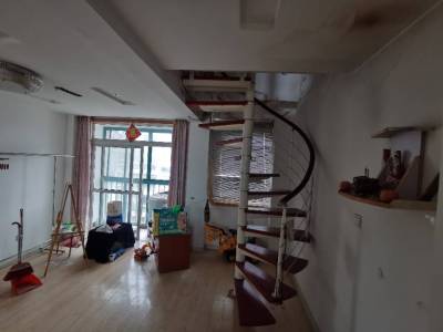 龙湖新城一期B区
