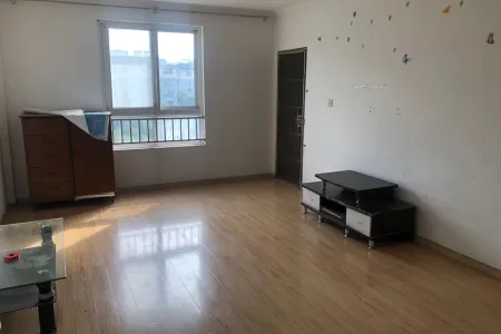 金湾锦苑 2室2厅1卫 800元/月 南北通透