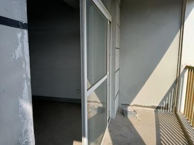 龙湖新城一期A区2房2厅1卫东南毛坯真实好房