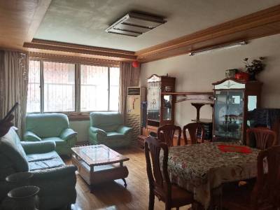 笆斗新村
