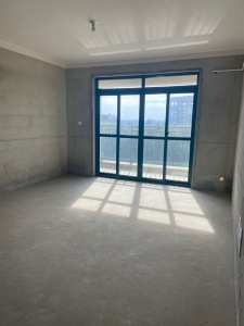 豪华装修,拎包入住,真正的地铁楼盘,升值空间无限