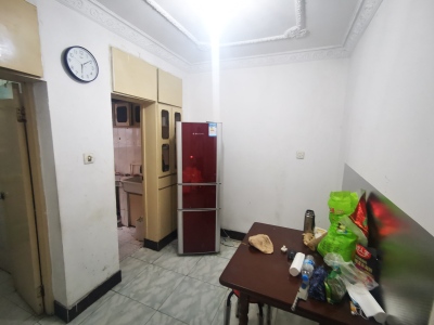 南北通透,次新小区,黄金地段,楼层好,采光很棒,性价比高