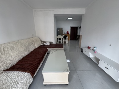 名流印象 2室1厅1卫 3,000元/月 采光充足