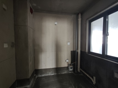 铂悦滨江3室2厅1卫南毛坯真实好房