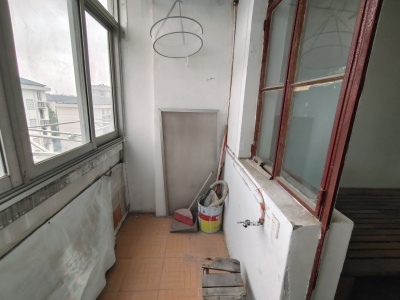 绿影新村