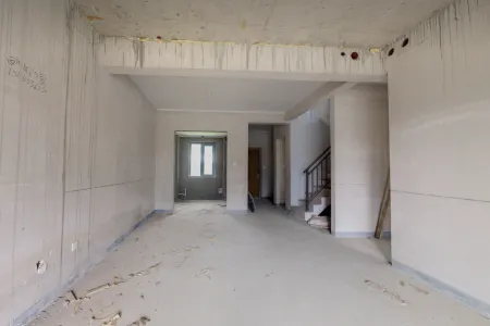 融创公元20204室2厅2卫南北毛坯真实好房