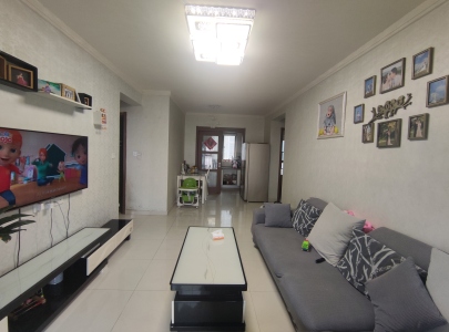 三山碧桂园镜湖春色