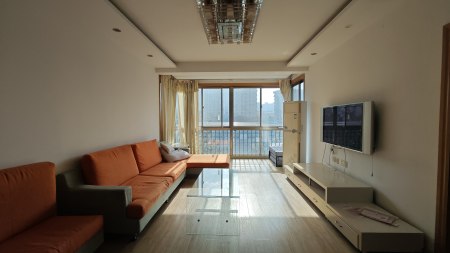 福达园 3室2厅1卫 2,000元/月 南北通透