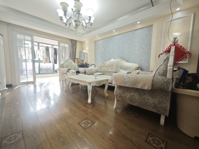 凤凰城中岛百合苑3室2厅1卫南北精装真实好房