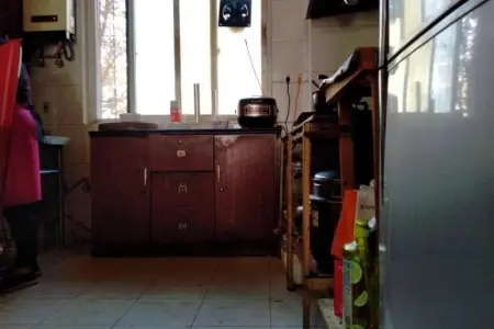 紧邻地铁口,东方曼哈顿，稀缺小房型双南房