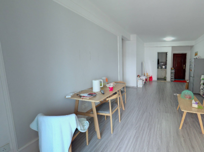 东方龙城清荷苑 2室2厅1卫 1,700元/月 有电梯,性价比高