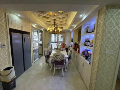 香江比华利山庄